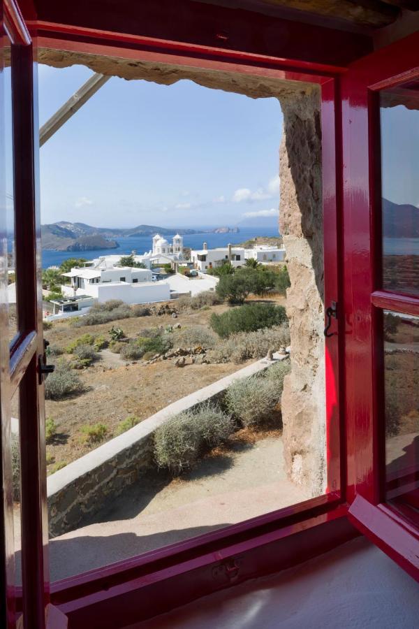 Marketos Windmill And Houses Трипити Екстериор снимка